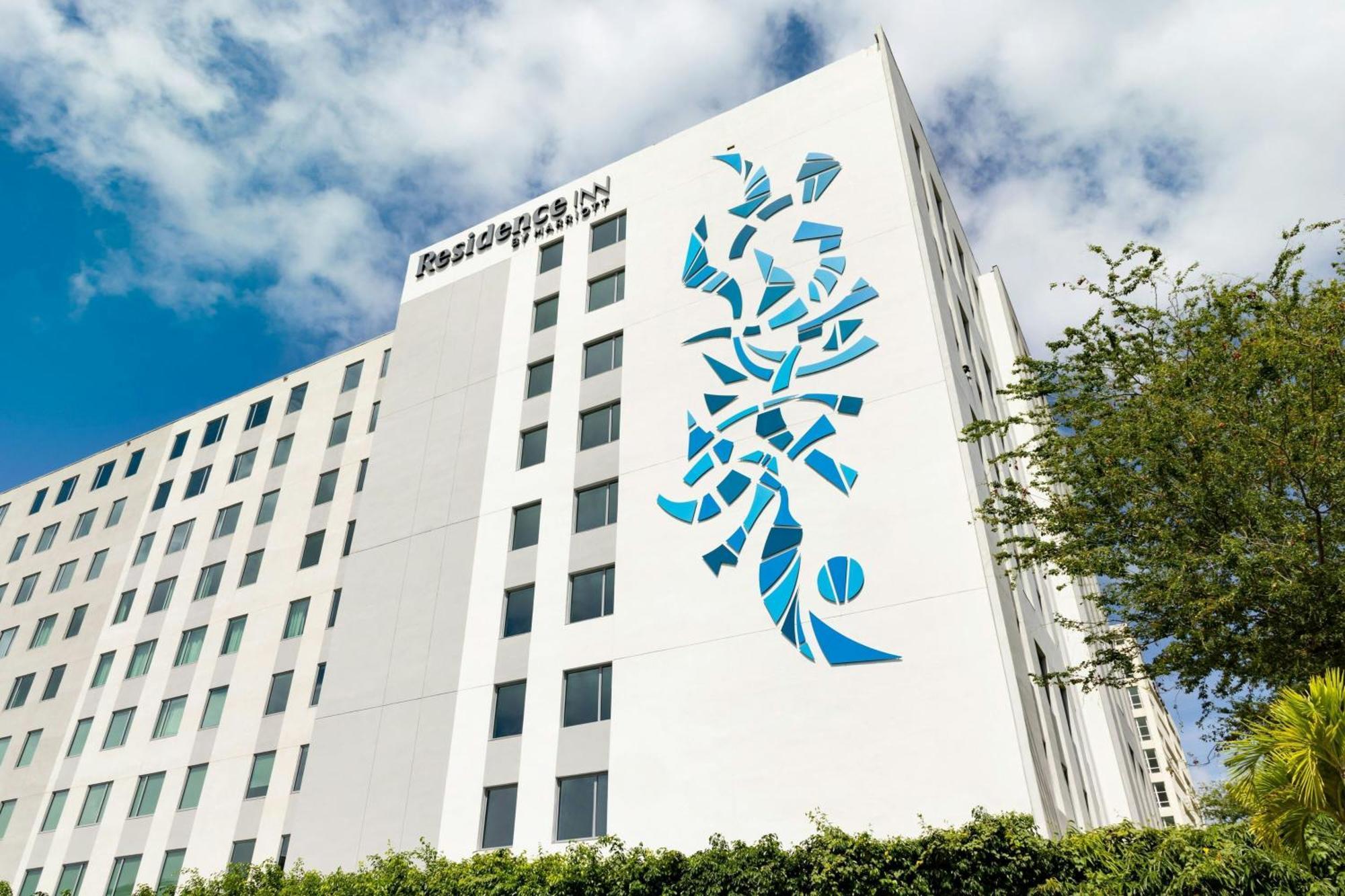 Residence Inn By Marriott San Juan Isla Verde Exterior foto